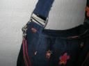 Sac jean  32  x 28 motifs fleurs avec chaînes et mousquetons