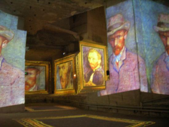 Vincent Van Gogh - Cathédrale d'Images des Baux de provence